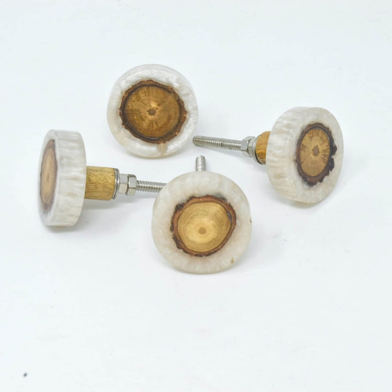 1b67e81e-9e6a-4e0b-bfe7-cd7fa9fbac76_493be43a-1062-456a-85c6-bde5bd1d6a19-4x